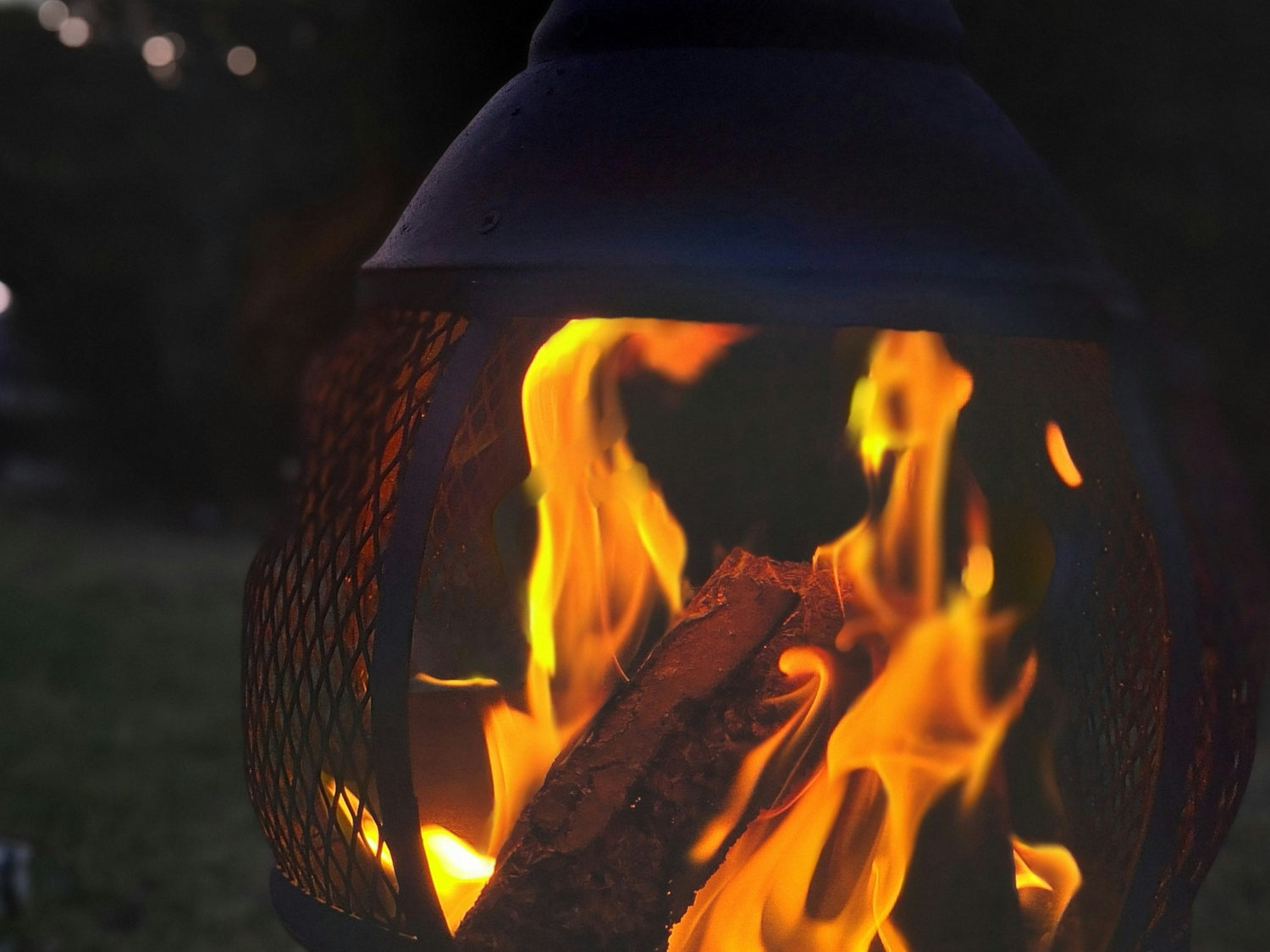 Lazy Susan guide to the best types of fire pits for UK gardens