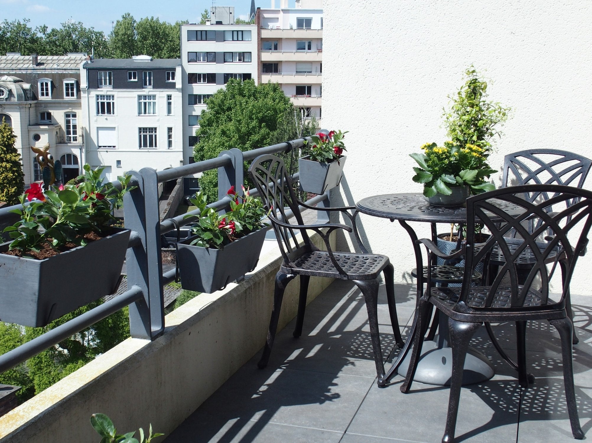 The Lazy Susan guide to balcony furniture