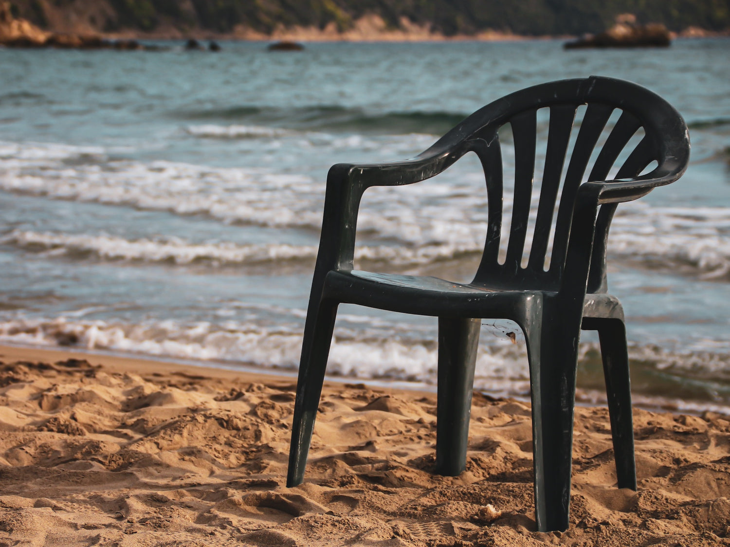 How do you rejuvenate plastic garden furniture?