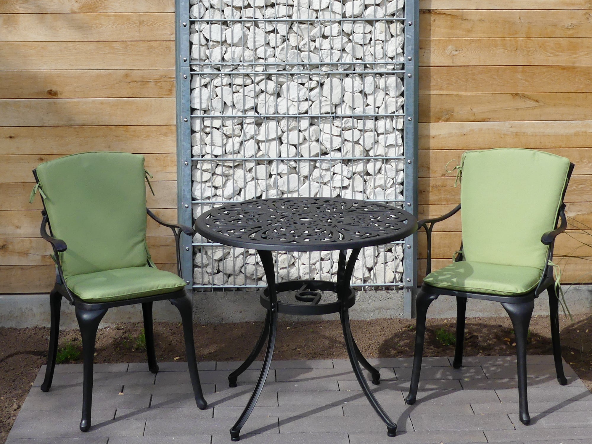 Our top metal garden furniture trends for summer 2023