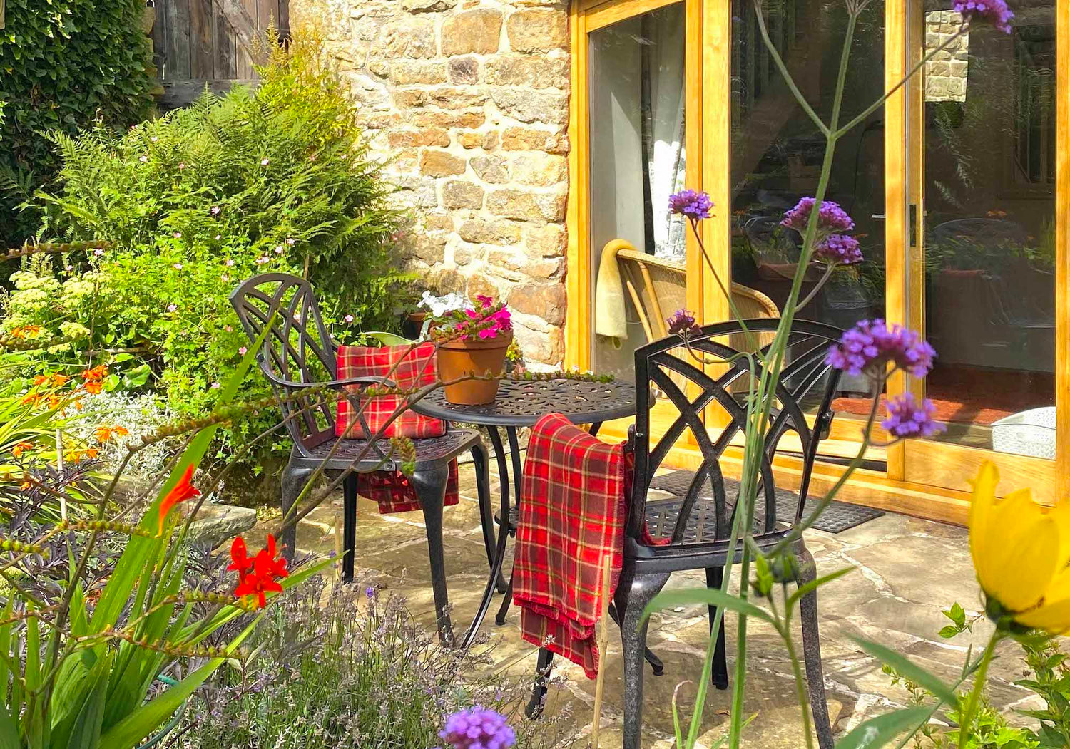 What garden furniture is best for a country garden?