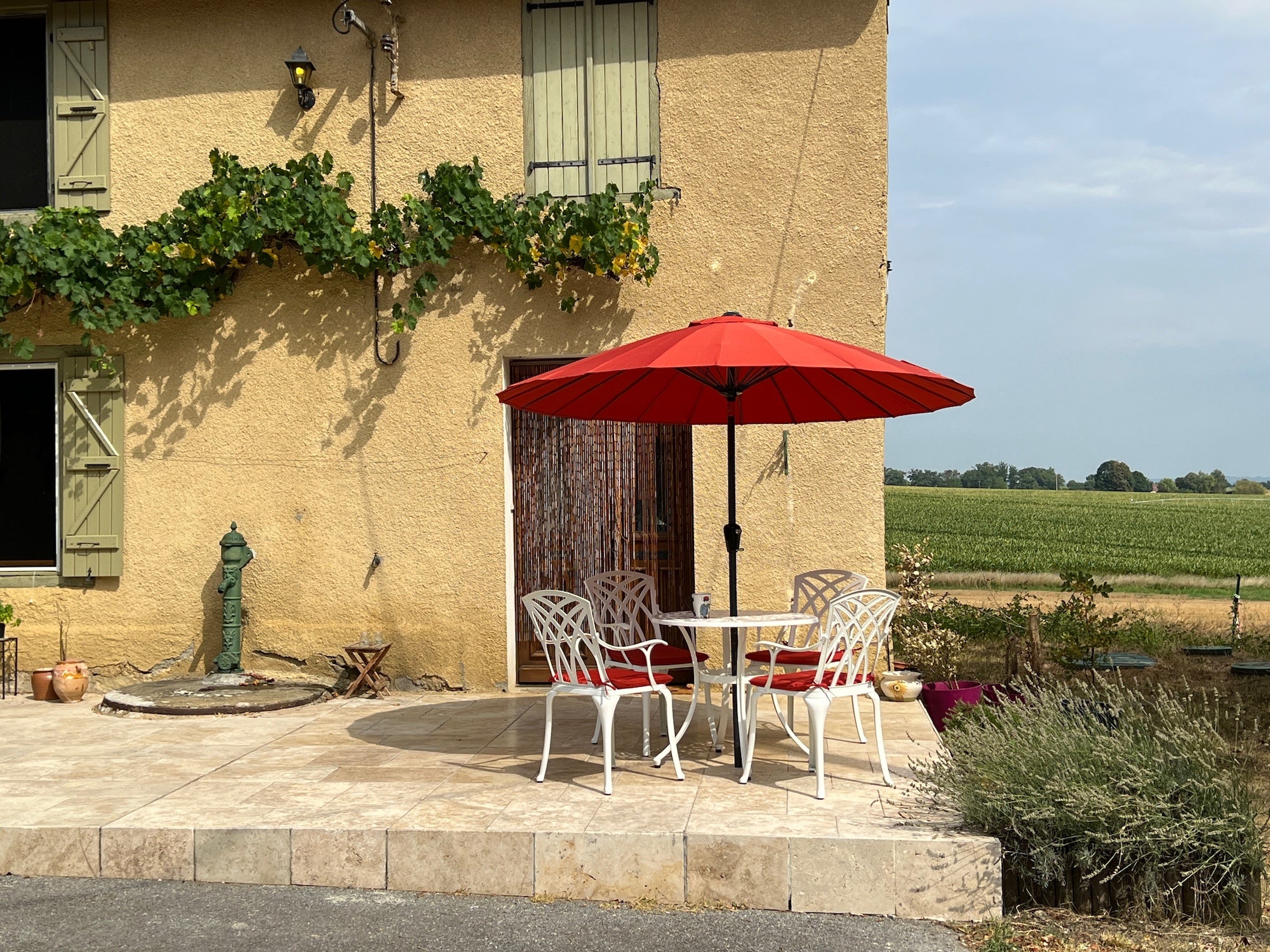 How to clean your parasol and awning