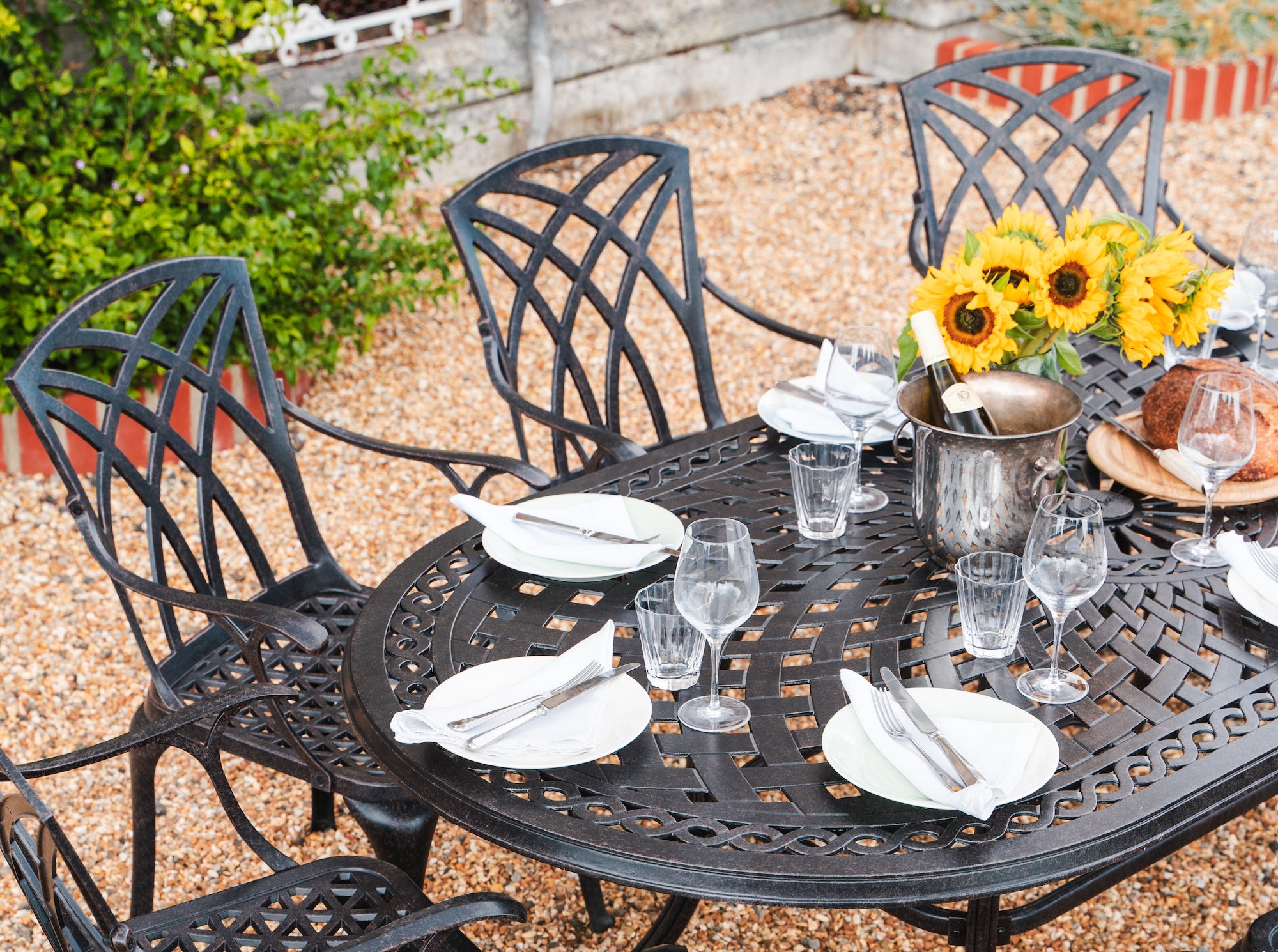 How to shop for outdoor furniture sets: A buyer's guide