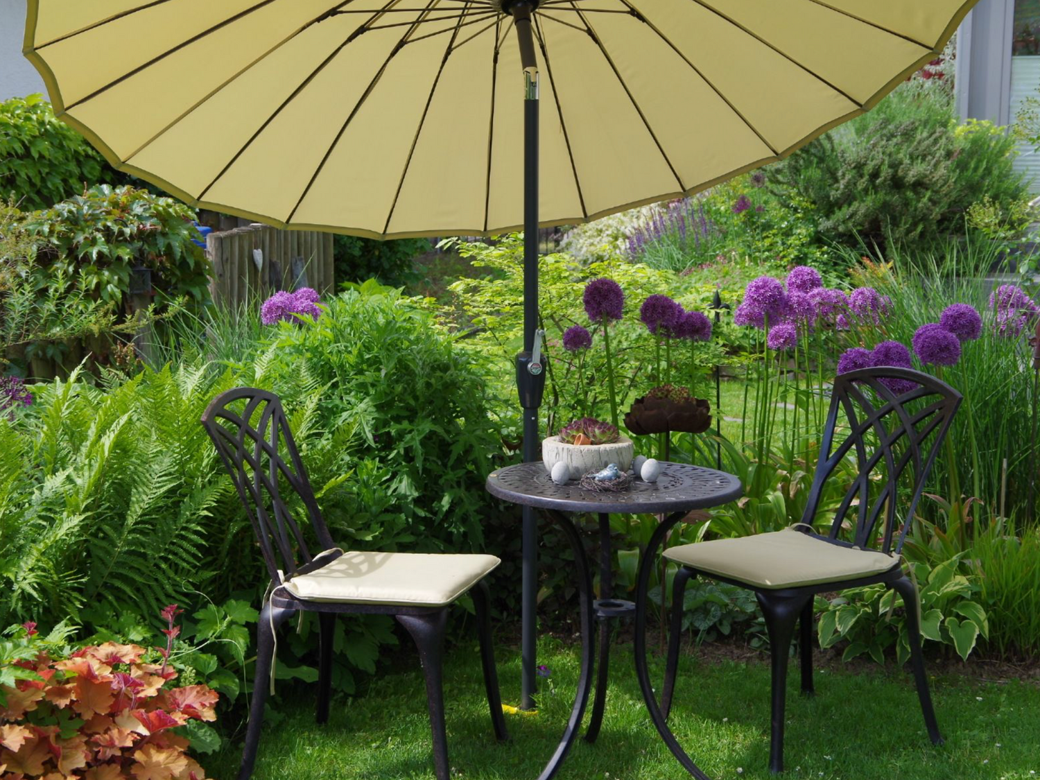 Why pair your outdoor furniture with a parasol?