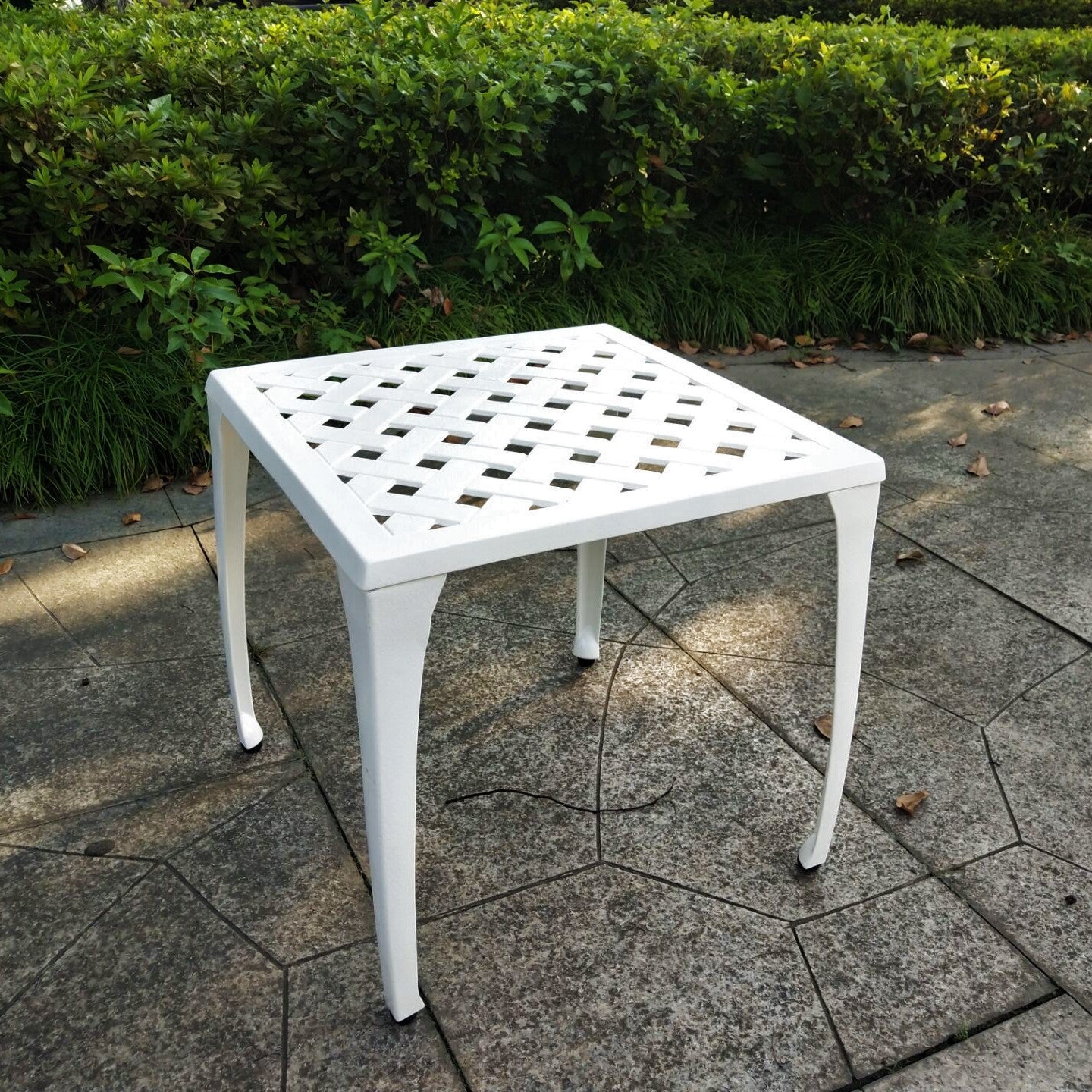 Willow Table - White