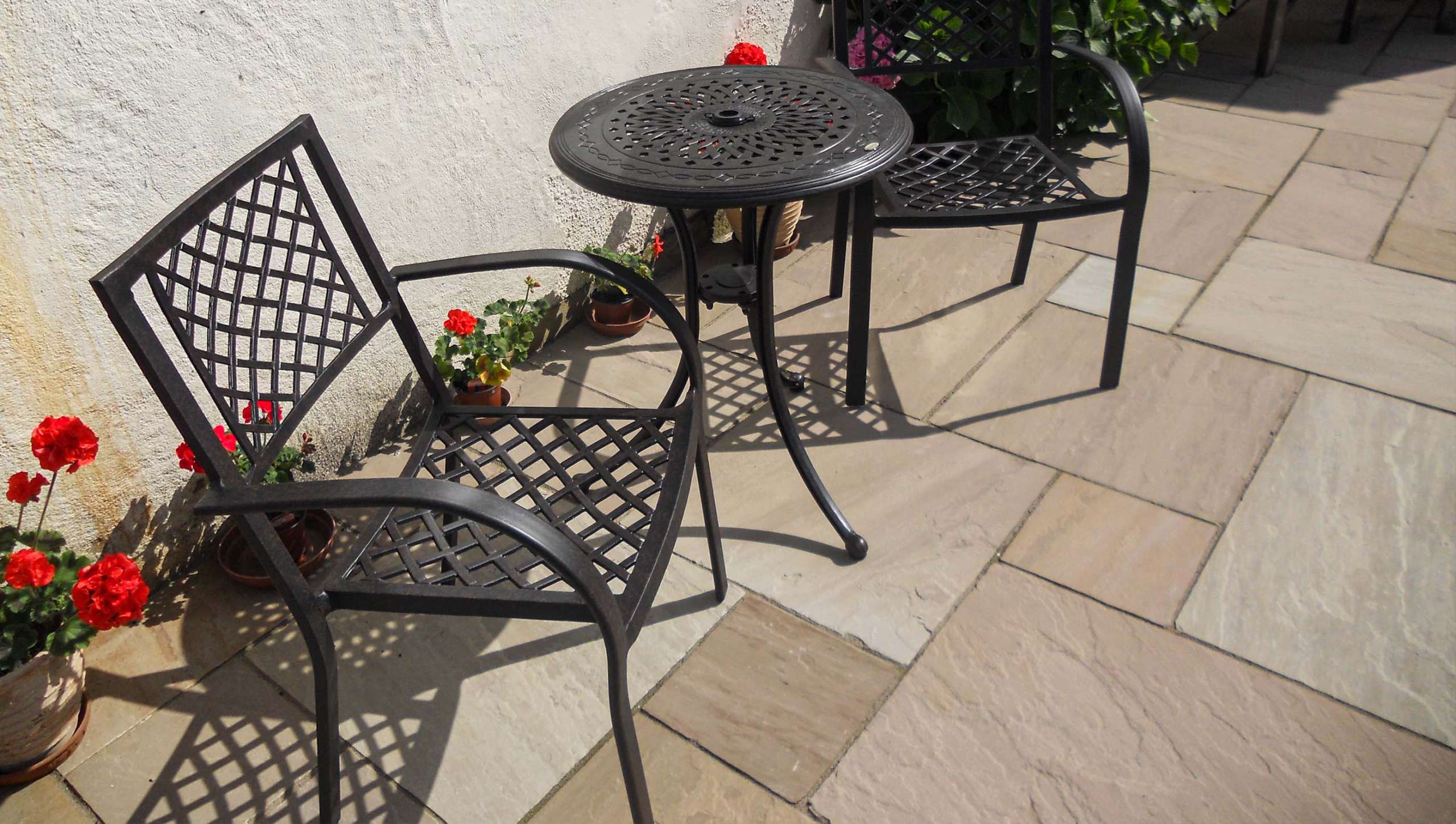 How to remove stains from your patio Lazy Susan