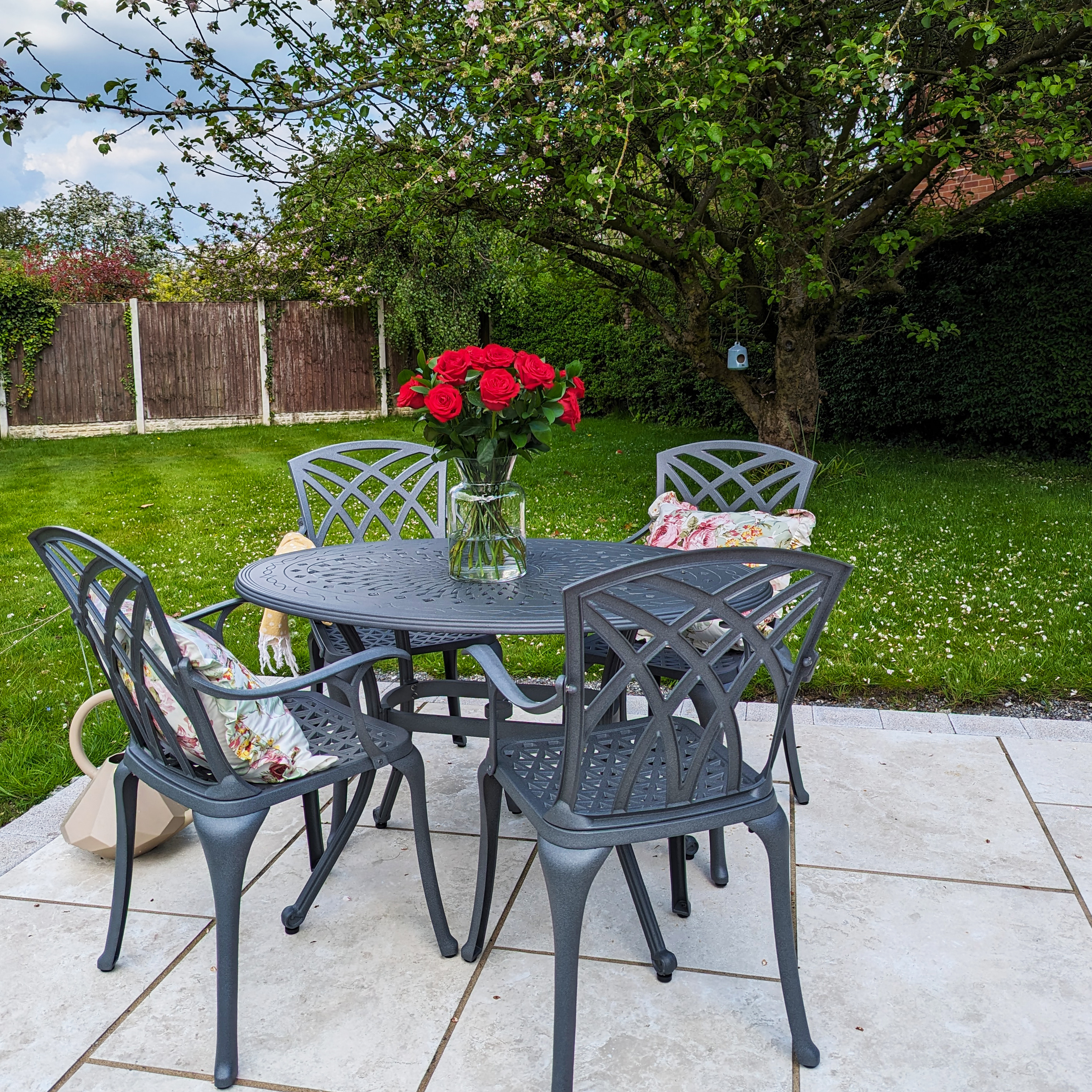 How to correctly measure your patio for a Small Garden Table & Chairs
